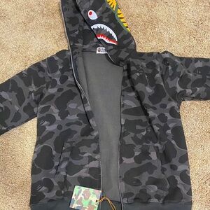 BLACK BAPE SHARK ZIP-UP HOODIE | WOMENS M